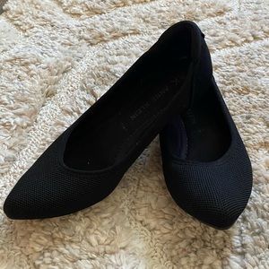 Anne Klein black flats